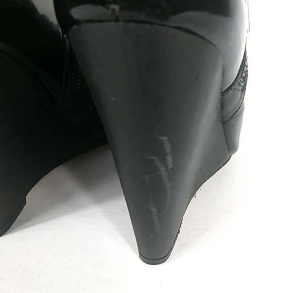 Charles David Wedge Black Leather Boots Booties 8 Flawed - Picture 4 of 7